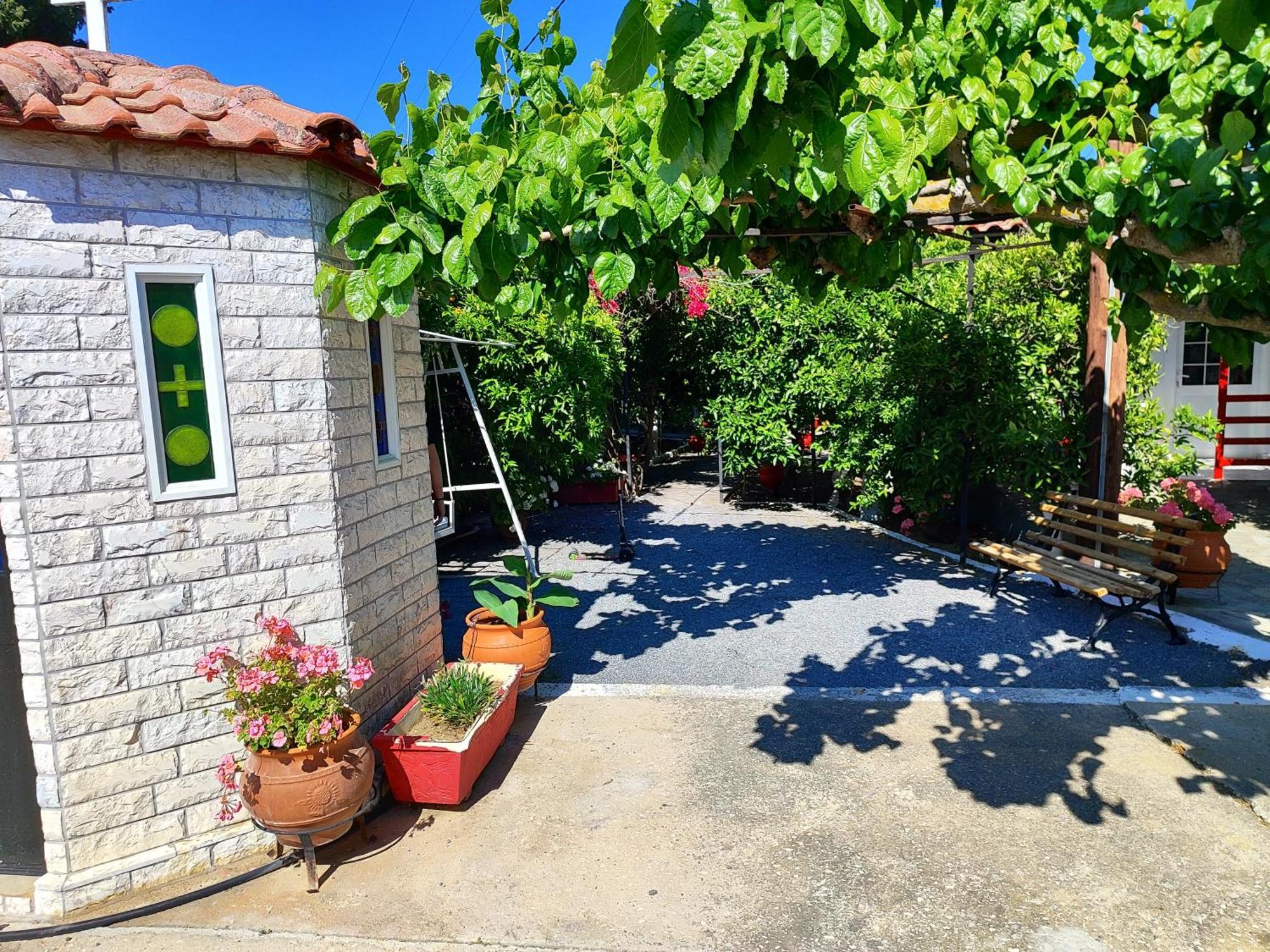 Cottonclub Villas Tolo Exterior photo